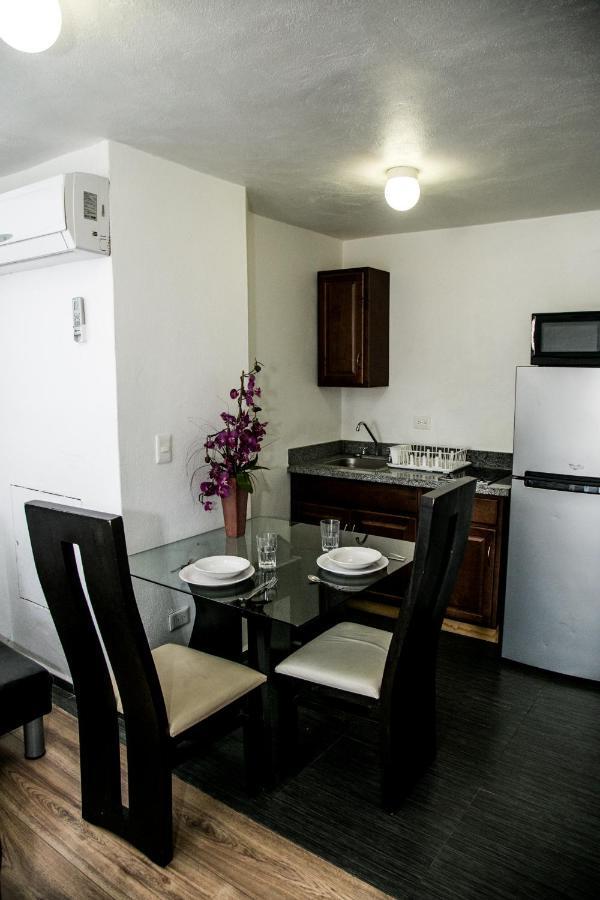 Booking Dioh Monterrey Eksteriør billede