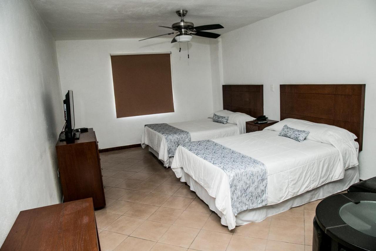 Booking Dioh Monterrey Eksteriør billede