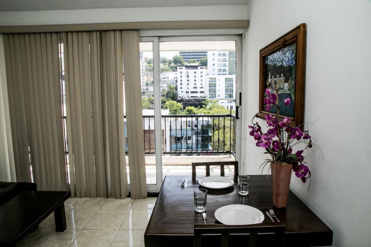 Booking Dioh Monterrey Eksteriør billede