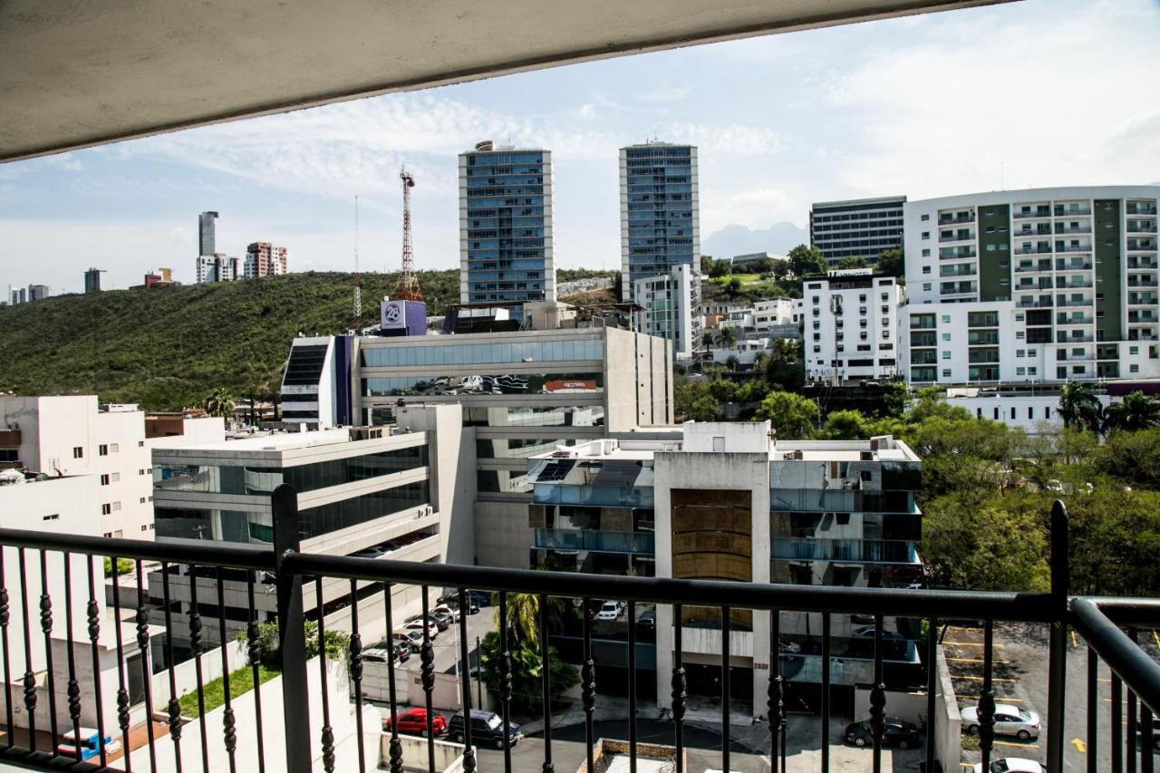 Booking Dioh Monterrey Eksteriør billede