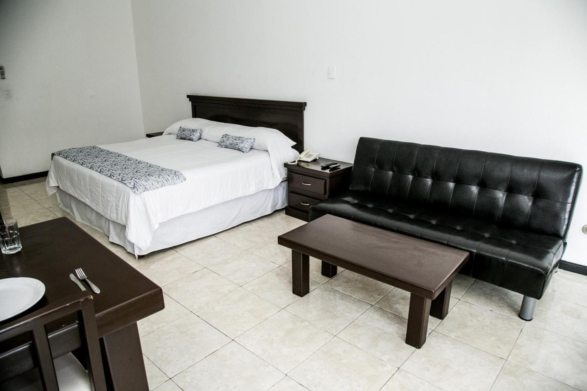 Booking Dioh Monterrey Eksteriør billede