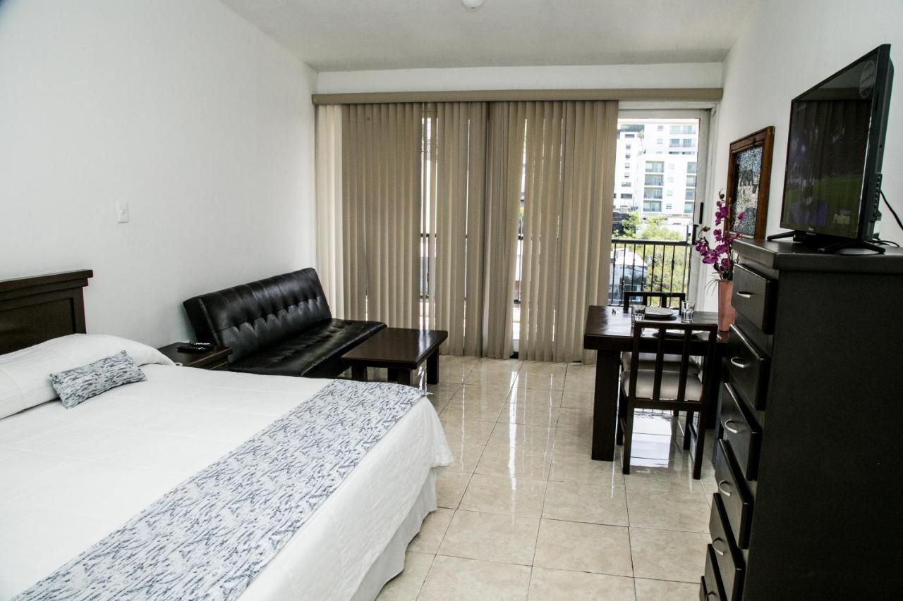 Booking Dioh Monterrey Eksteriør billede